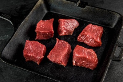 Свинина ошеек на шашлык 1 кг - купить в Андрюшкино